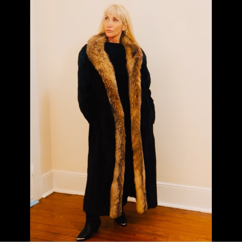Vintage Natural Dark Ranch Mink Coat with Fox Fur Trim & Original Appraisal